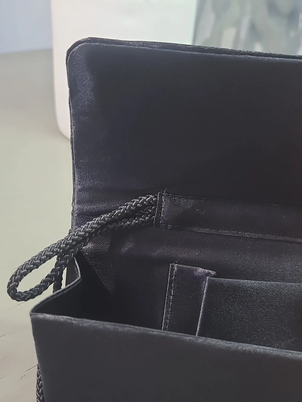 Elegant Black Stain Evening Clutch with Rhinestone Accent